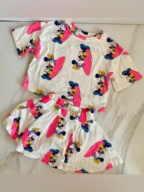 GAP x Disney White with Minnie Mouse Print Matching Set Shirt and Skort for Kids